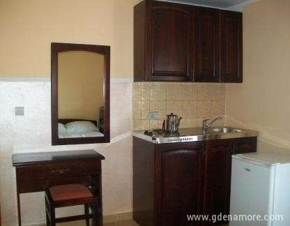Vila Maslina ,  Studio Apartman 2, privatni smeštaj u mestu Budva, Crna Gora - 40967651